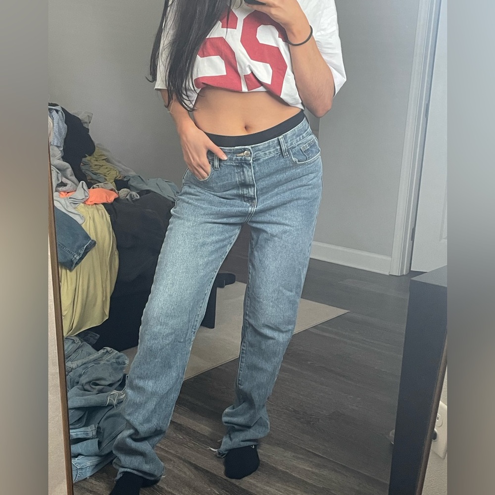 PRETTYLITTLETHING blue wash jeans